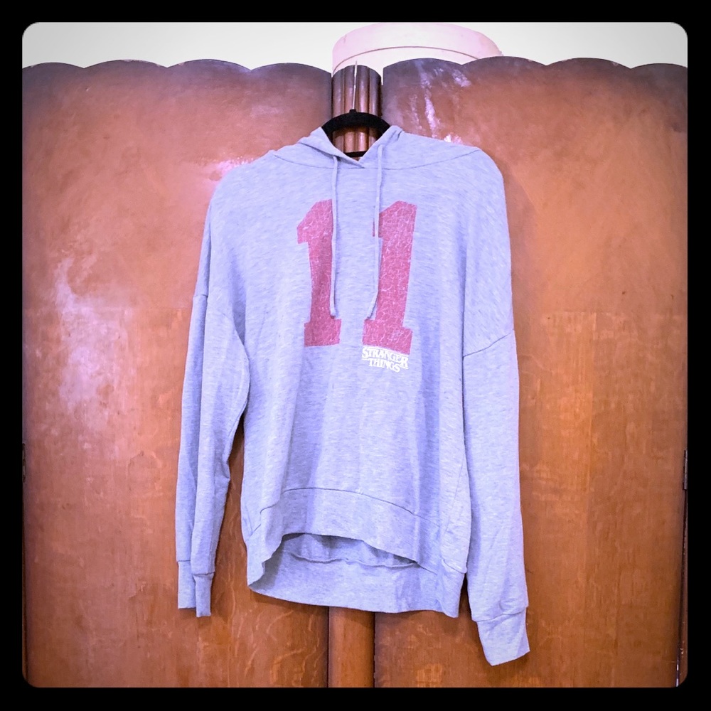 Gray ST hoodie. Soft material XL in size